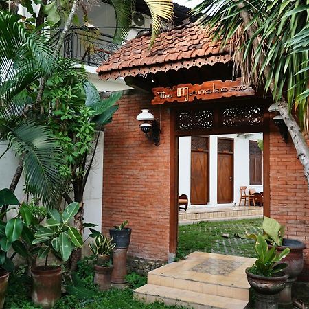 The Mangkoro Hotel By Sinergi Baturetno Exterior foto